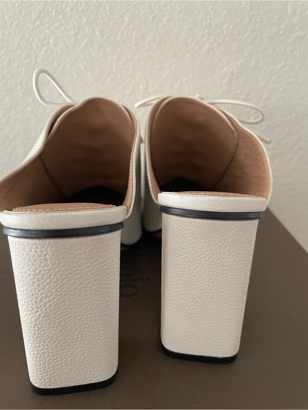 Paolo Off-White Leather Lace-Up Mule Heels - Picture 9 of 11